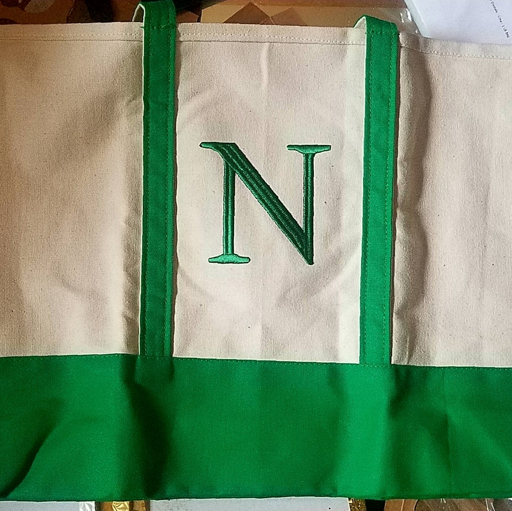 I ONLY HAVE THE COLOR N LETTER SHOWN